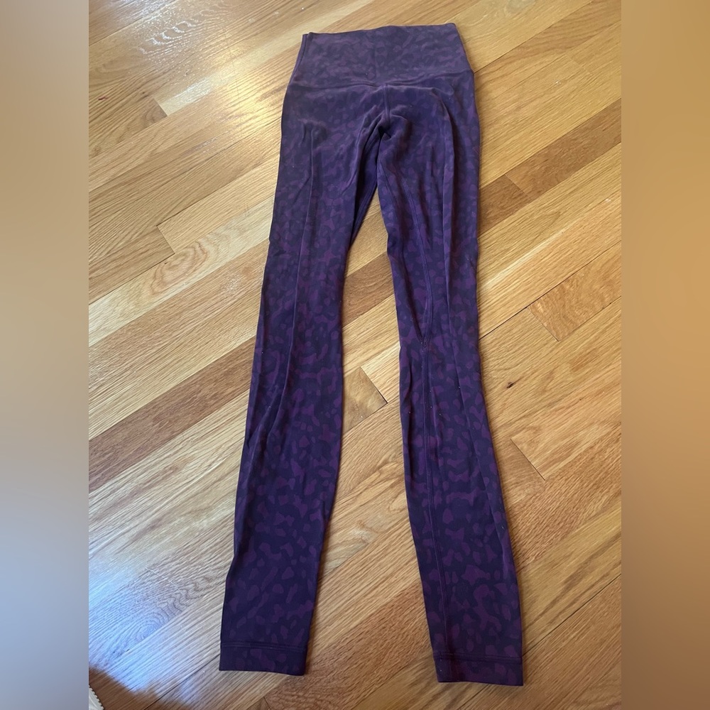 Red camo lulu leggings